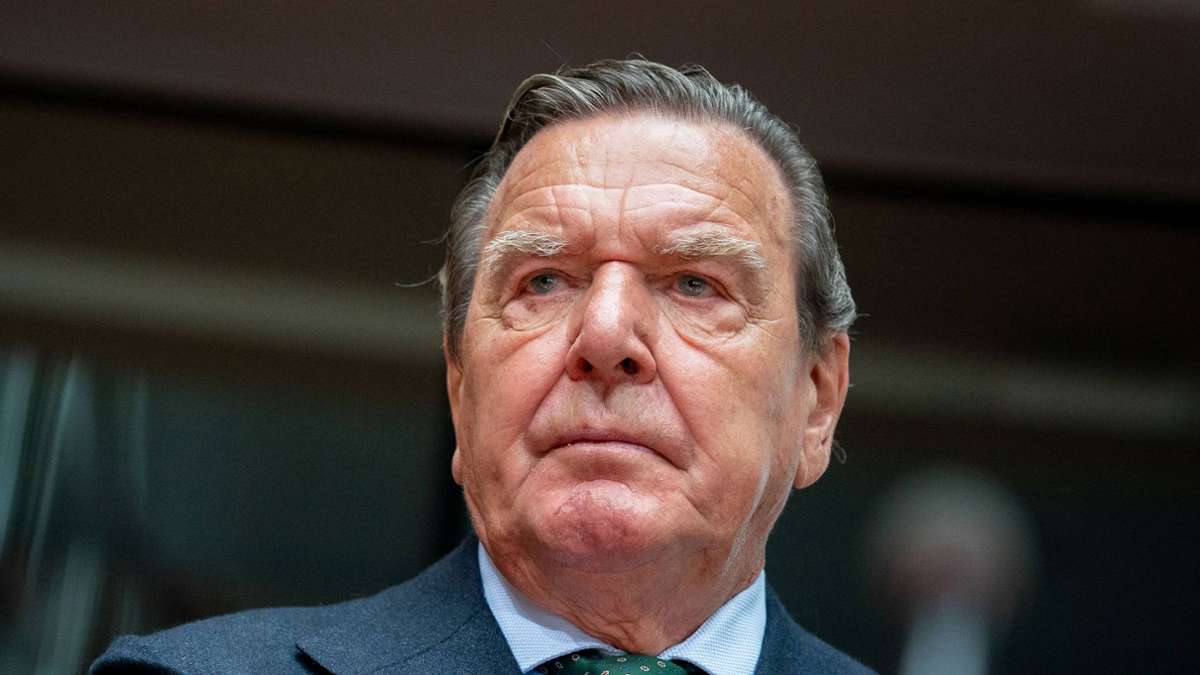 Ohne SPD-Spitze: Gerhard Schröder feiert 80. Geburtstag mit Kubicki, Gysi und Ramsauer